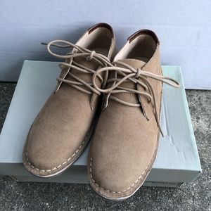 Kenneth Cole reaction boys suede shoe